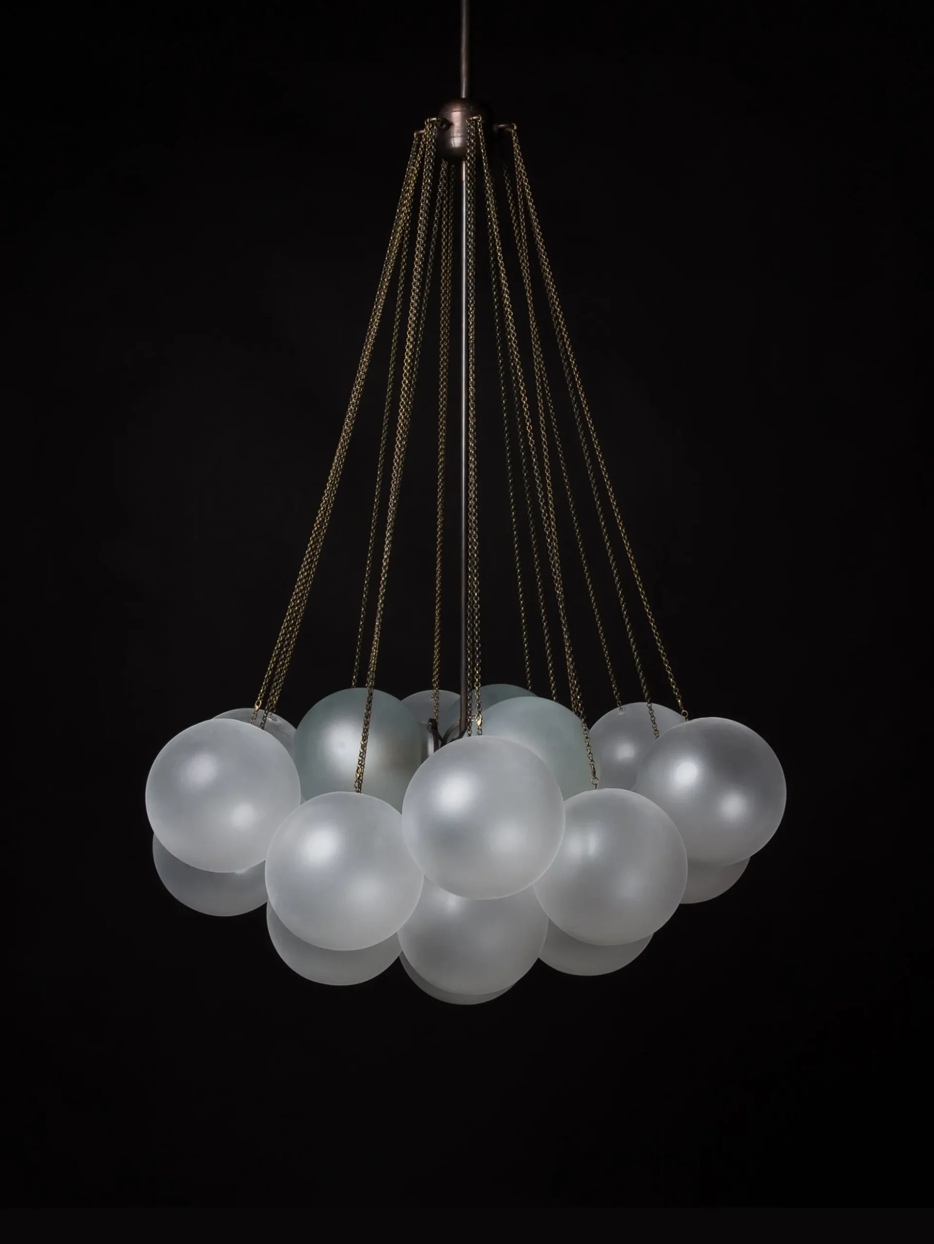 Cloud 19 - Chandelier