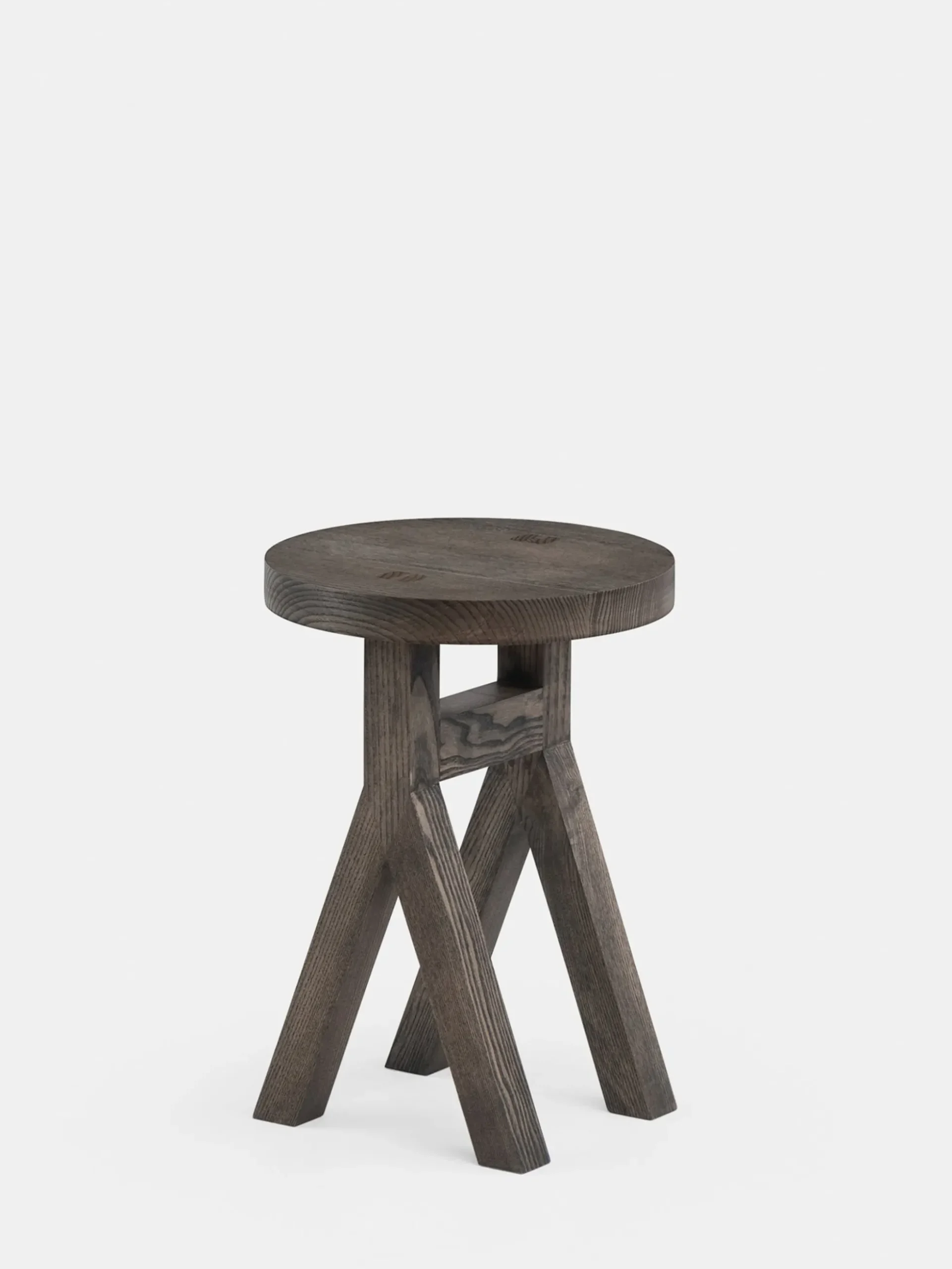Commune Stool