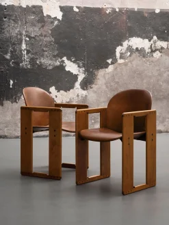 Dialogo Armchair