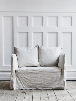 Ghost 09 Loveseat
