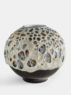 Lua Vase