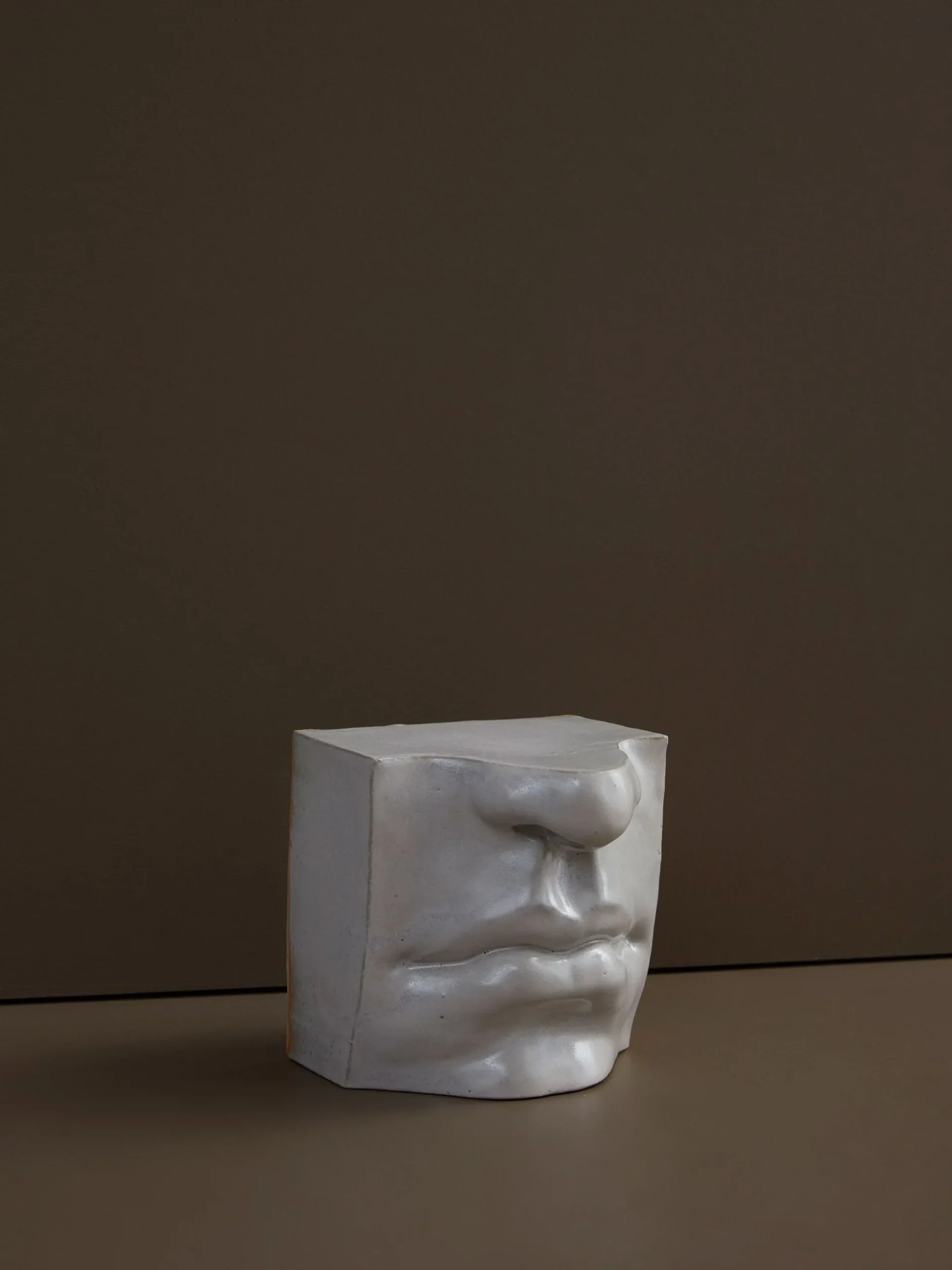 Mouth Bookend