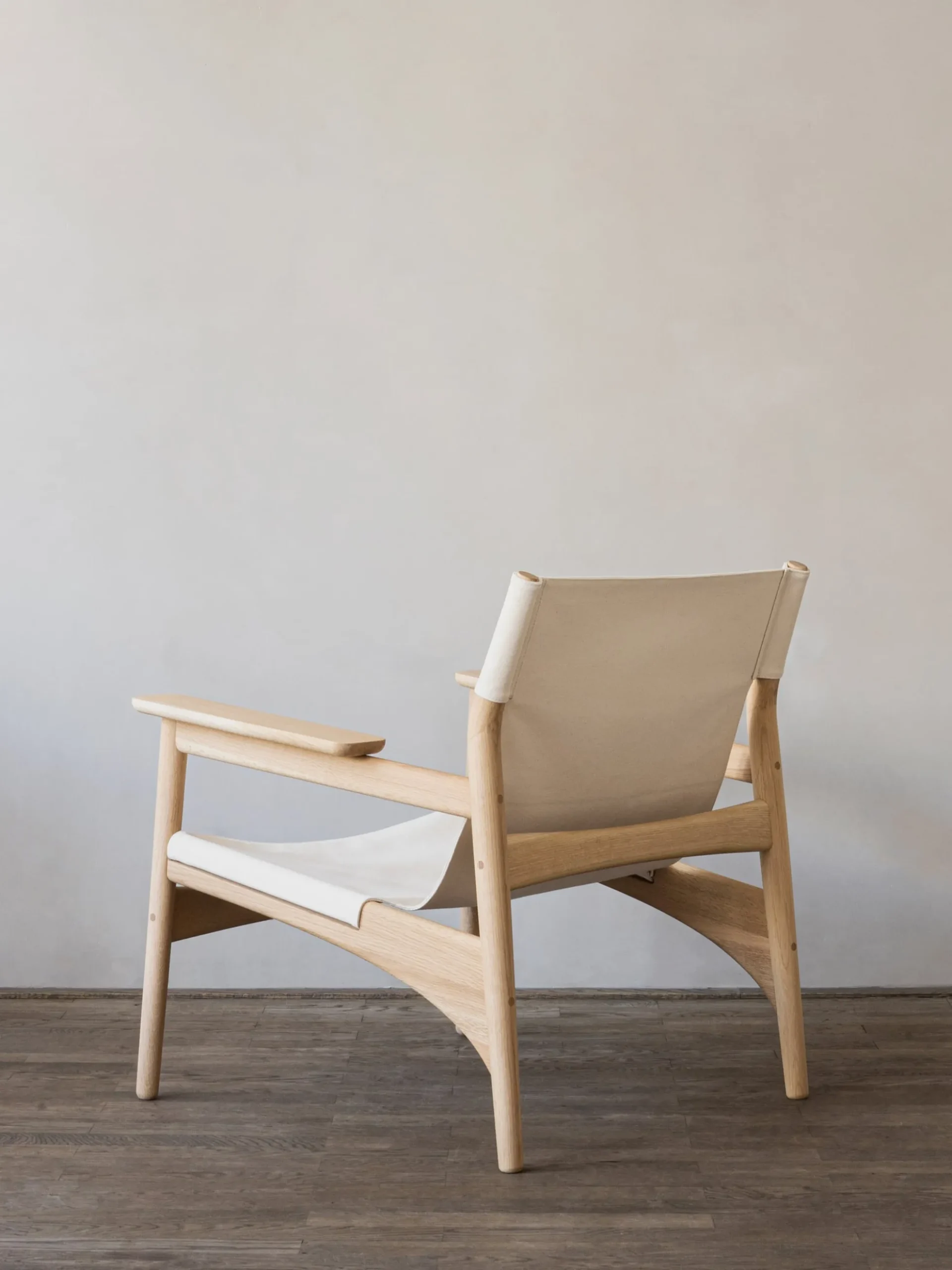 N-LC02 Armchair