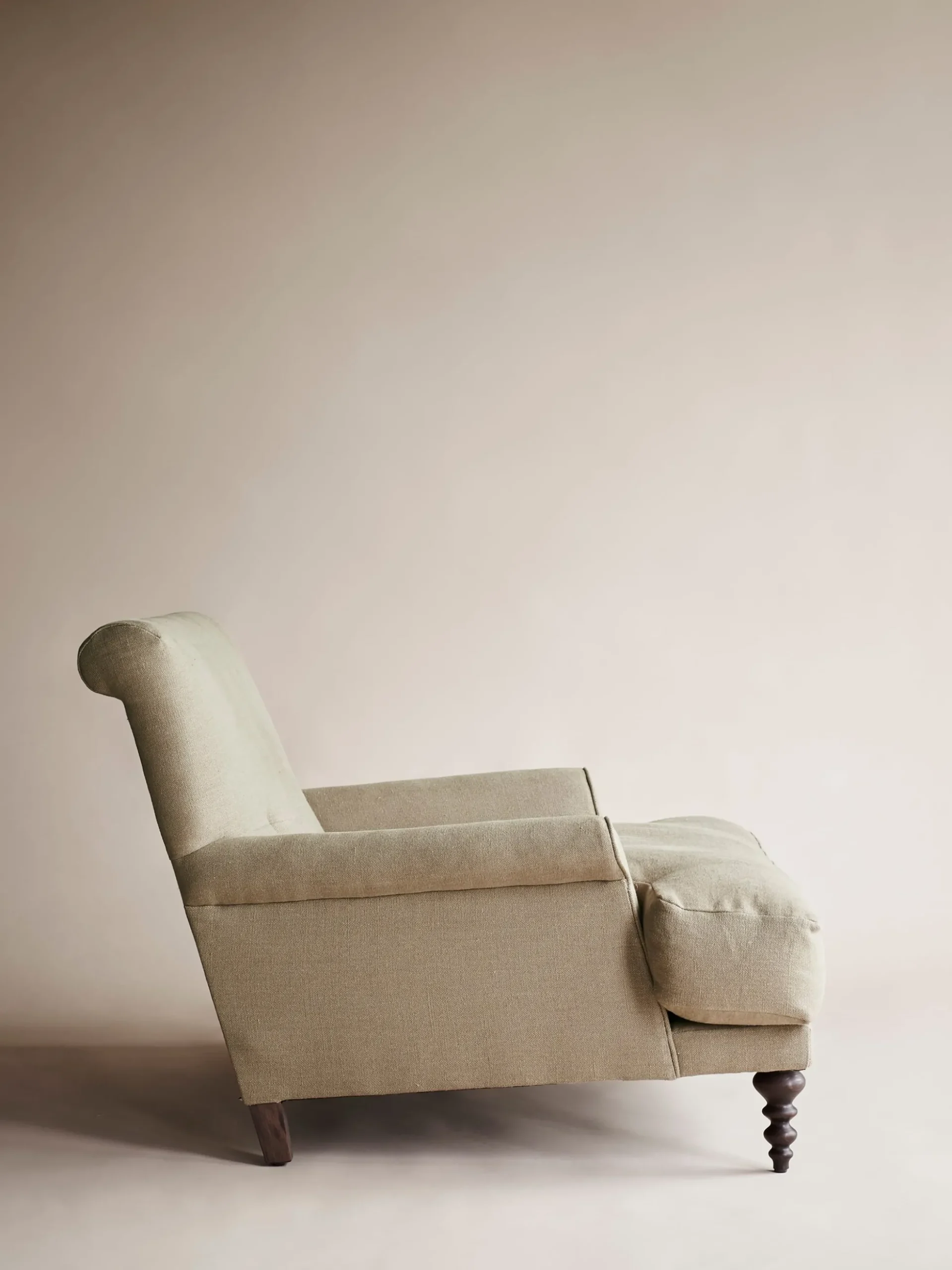 Oscar Armchair