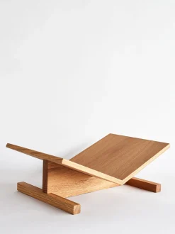 Page Bookstand - Oak