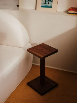 Peana Molina Side Table