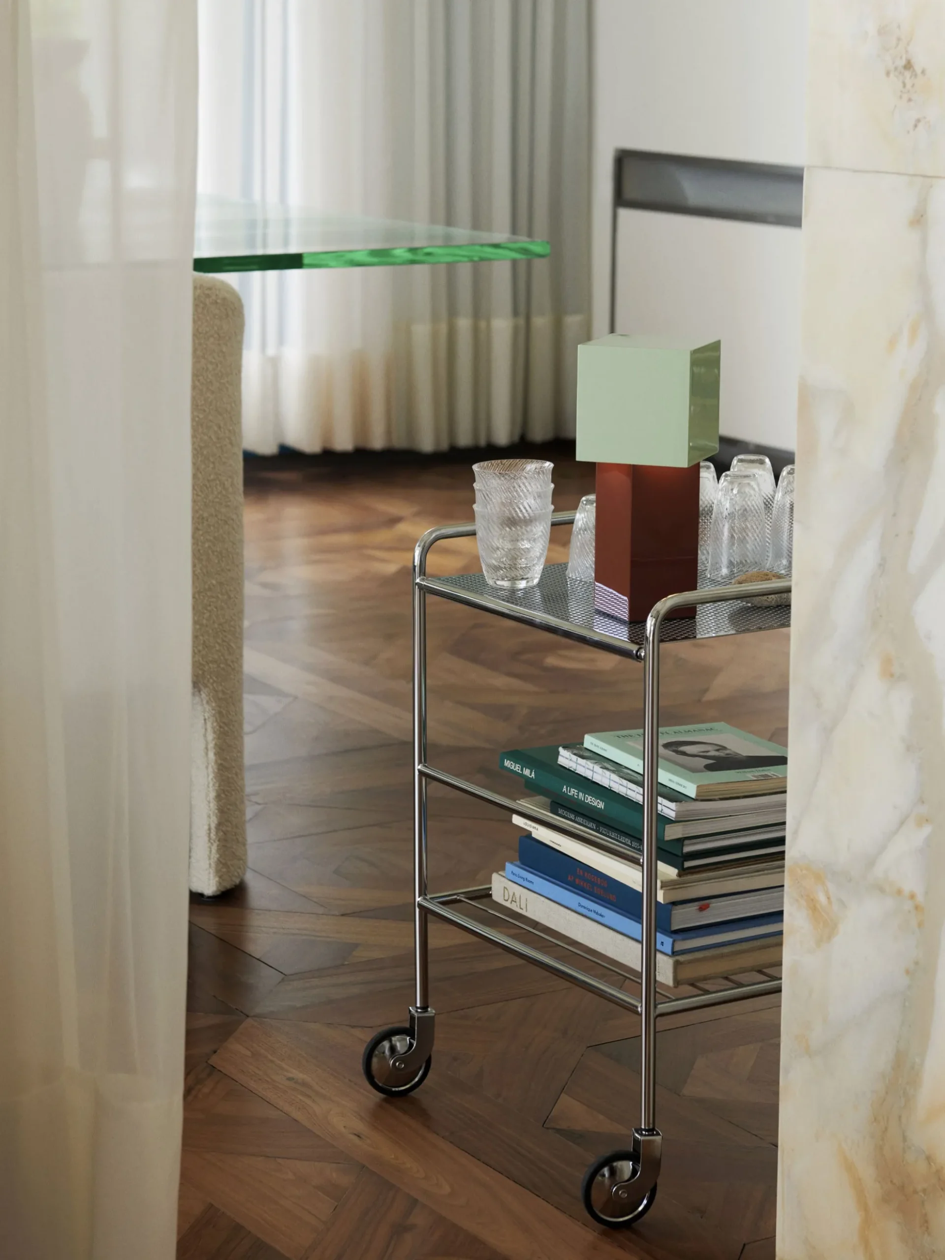 Pivot ATD7 Portable Table Lamp