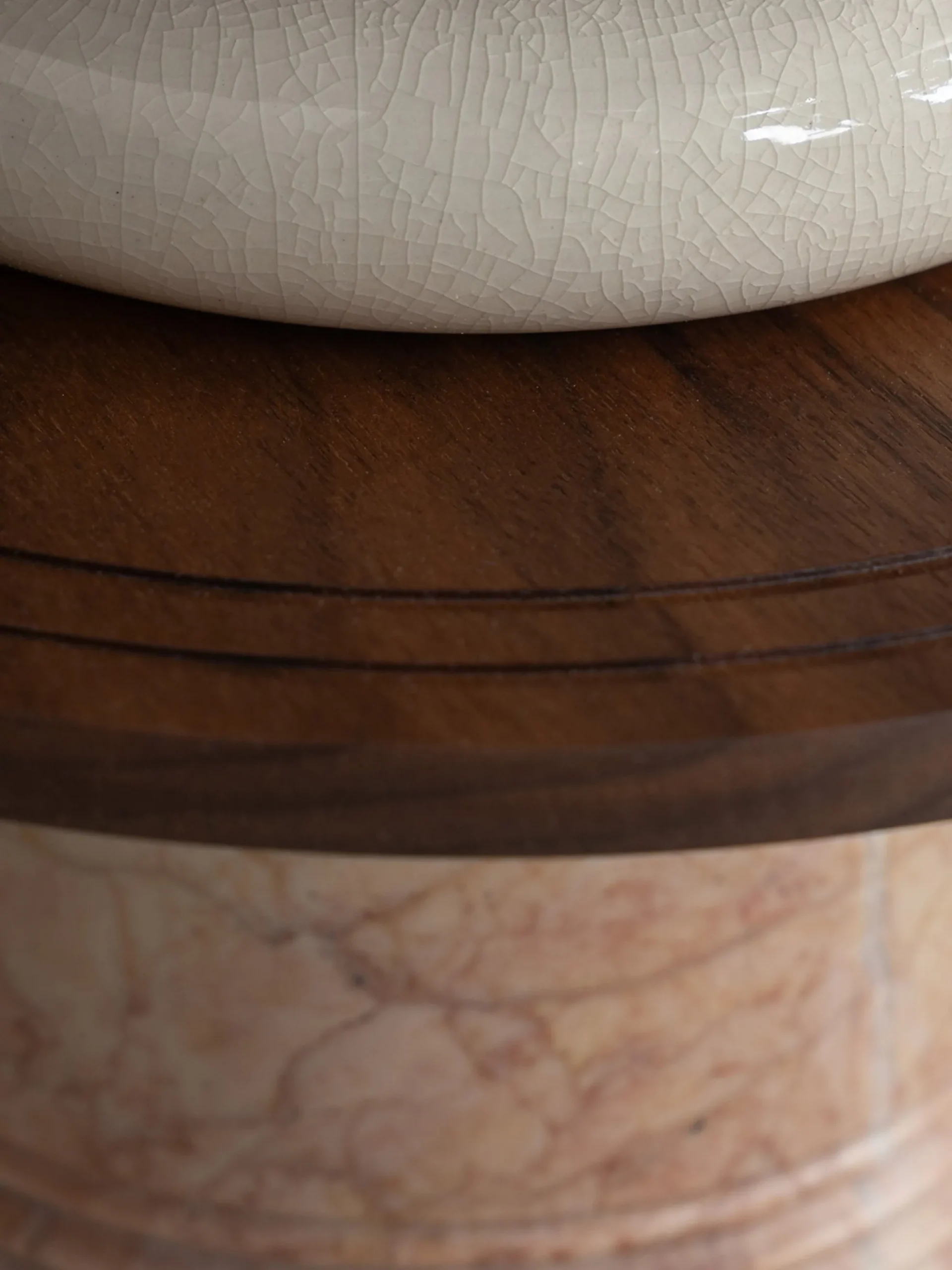Plum Charm Table Lamp - Mu