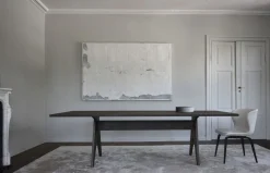 Pose Dining Table