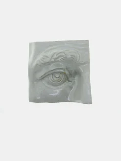 Right Eye - White