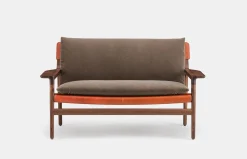Sela Sofa