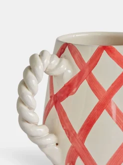 The Line - Pitcher
