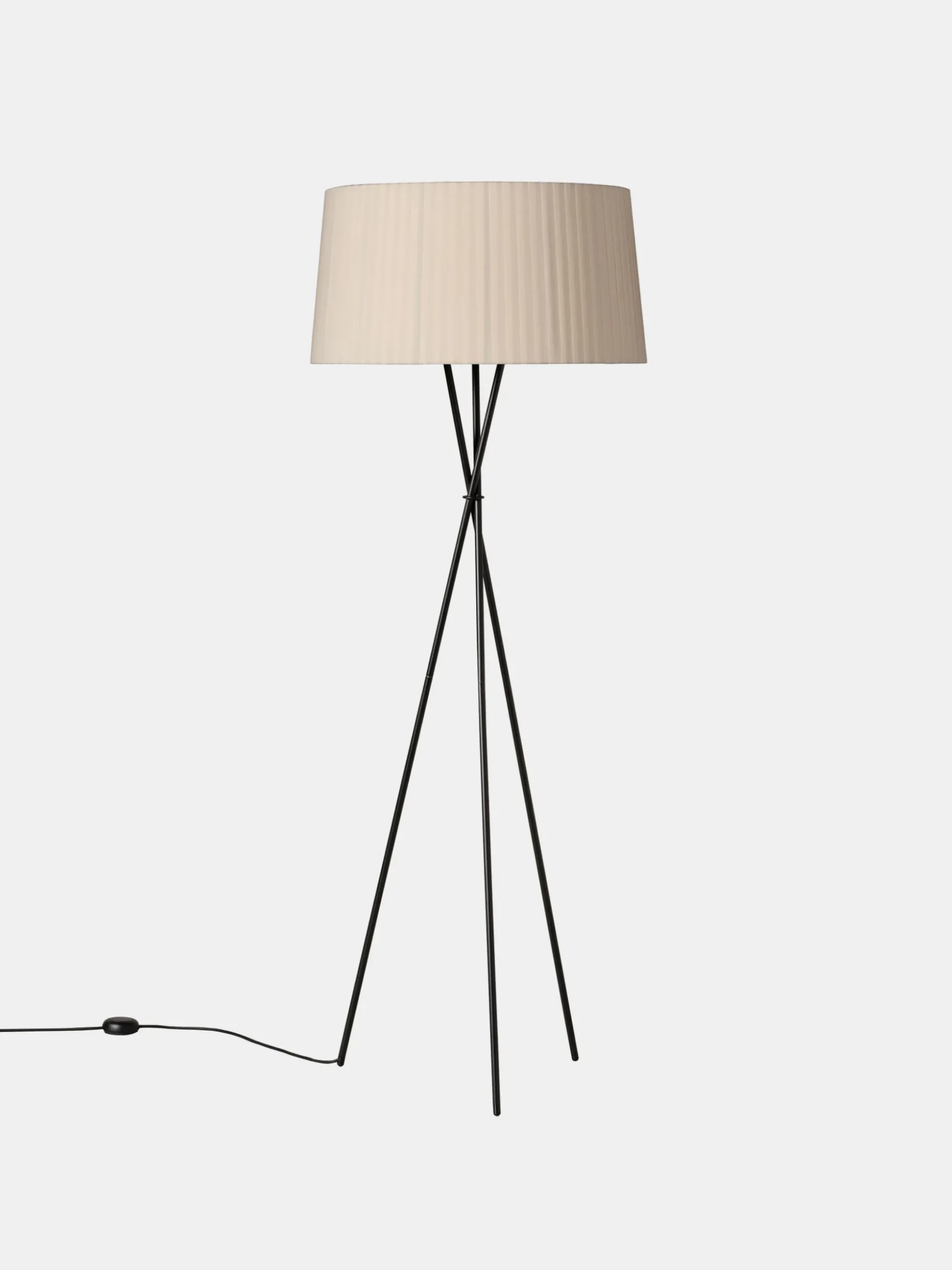Trípode G5 Floor Lamp